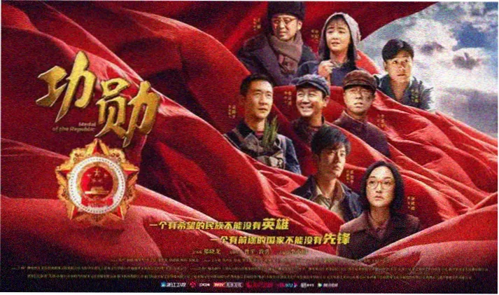 影视艺术学院拉片课市集长桌与投影分镜墙